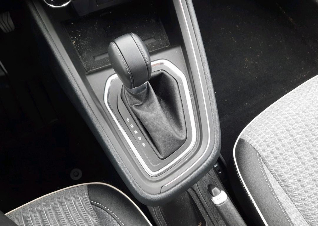 Renault Clio 1.6 e-tech full hybrid 145 techno