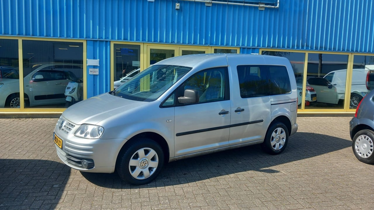 Volkswagen Caddy 1.6 Optive 7 persoons bj:2007 airco lm-velgen apk 2027