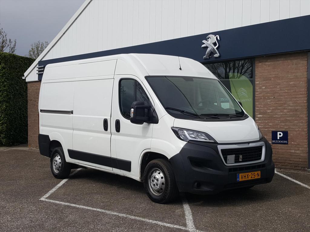 Peugeot Boxer gb 333 l2h2 bluehdi 140pk trekhaak | navigatie | cruise contr