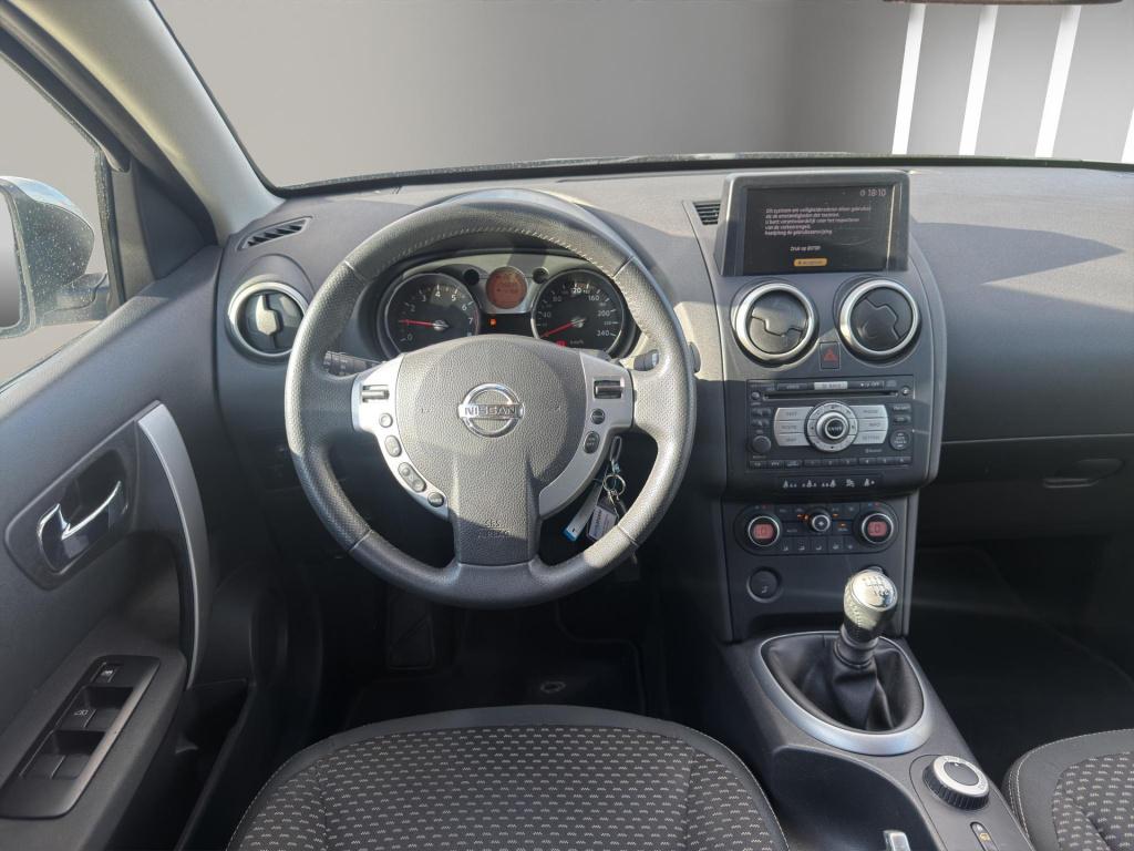 Nissan Qashqai 2.0 tekna premium 4wd 4x4 clima camera