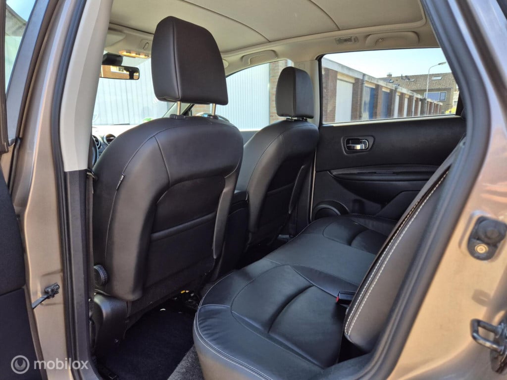 Nissan Qashqai 2.0 tekna / origineel nederlands / automaat / achteruitrijca