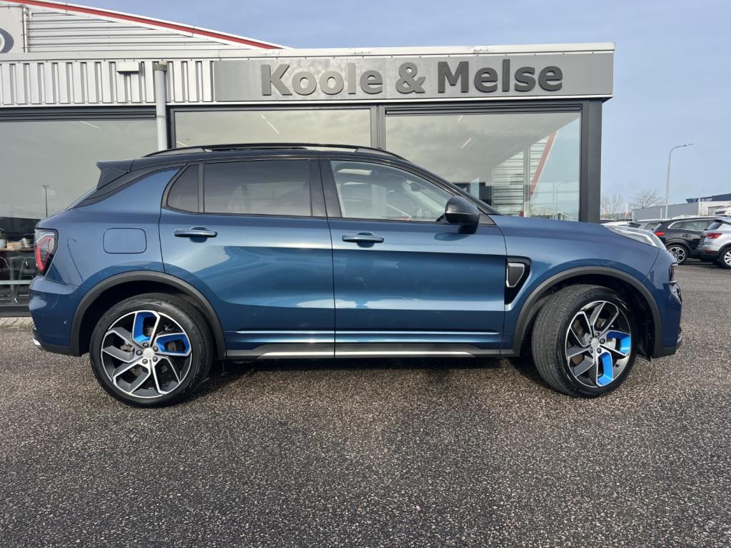 Lynk & Co 01 1.5 261pk phev plug in hybrid , pano dak,car play, adaptive cc