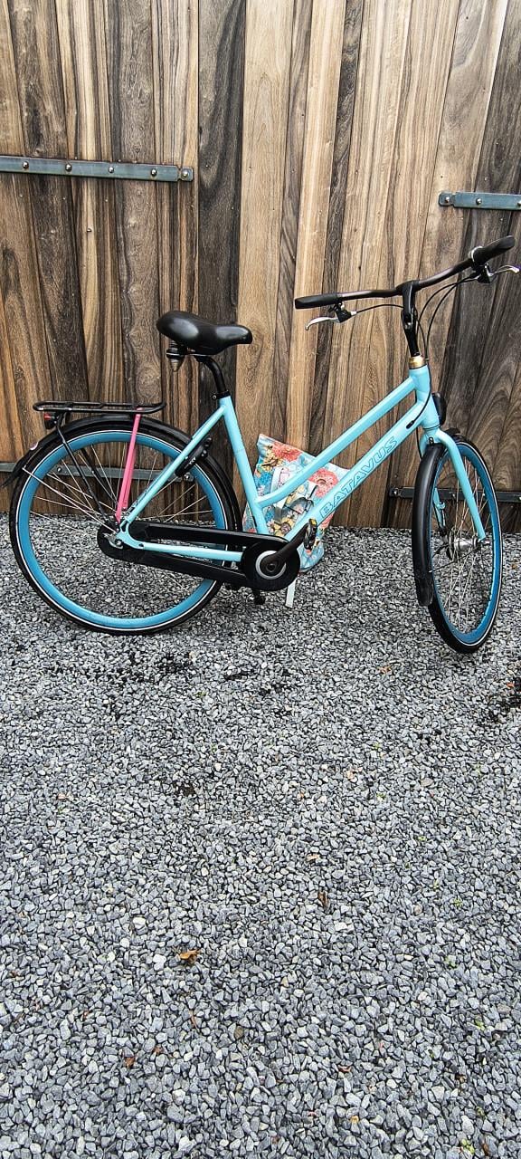 Mooie Batavus damesfiets 7 versnellingen + fietstas