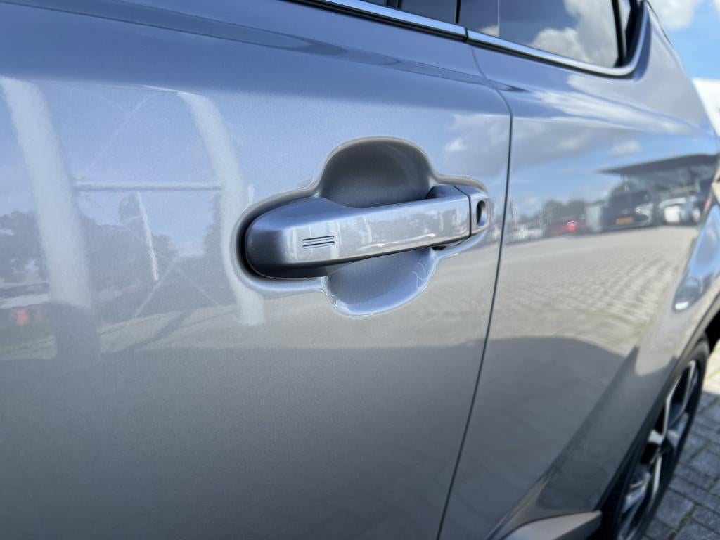 Toyota C-hr 1.8 hybrid style