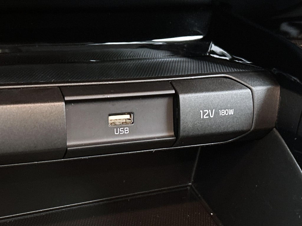 Kia Stonic 1.0 t-gdi mhev dynamicplusline | lmv | parkeer sensoren | cruise