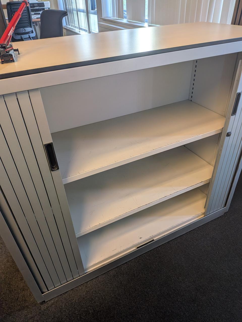 Archiefkast, kasten, werkplaatskast, roldeurkast