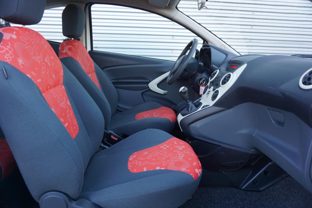 Ford KA 1.2 cool&sound airco / elektr. ramen / nap / apk t/m 04-2027