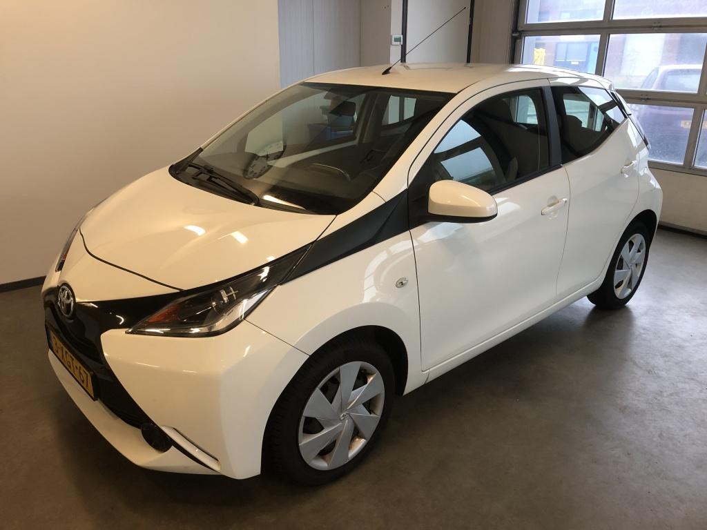Toyota Aygo 1.0 vvt-i x-play