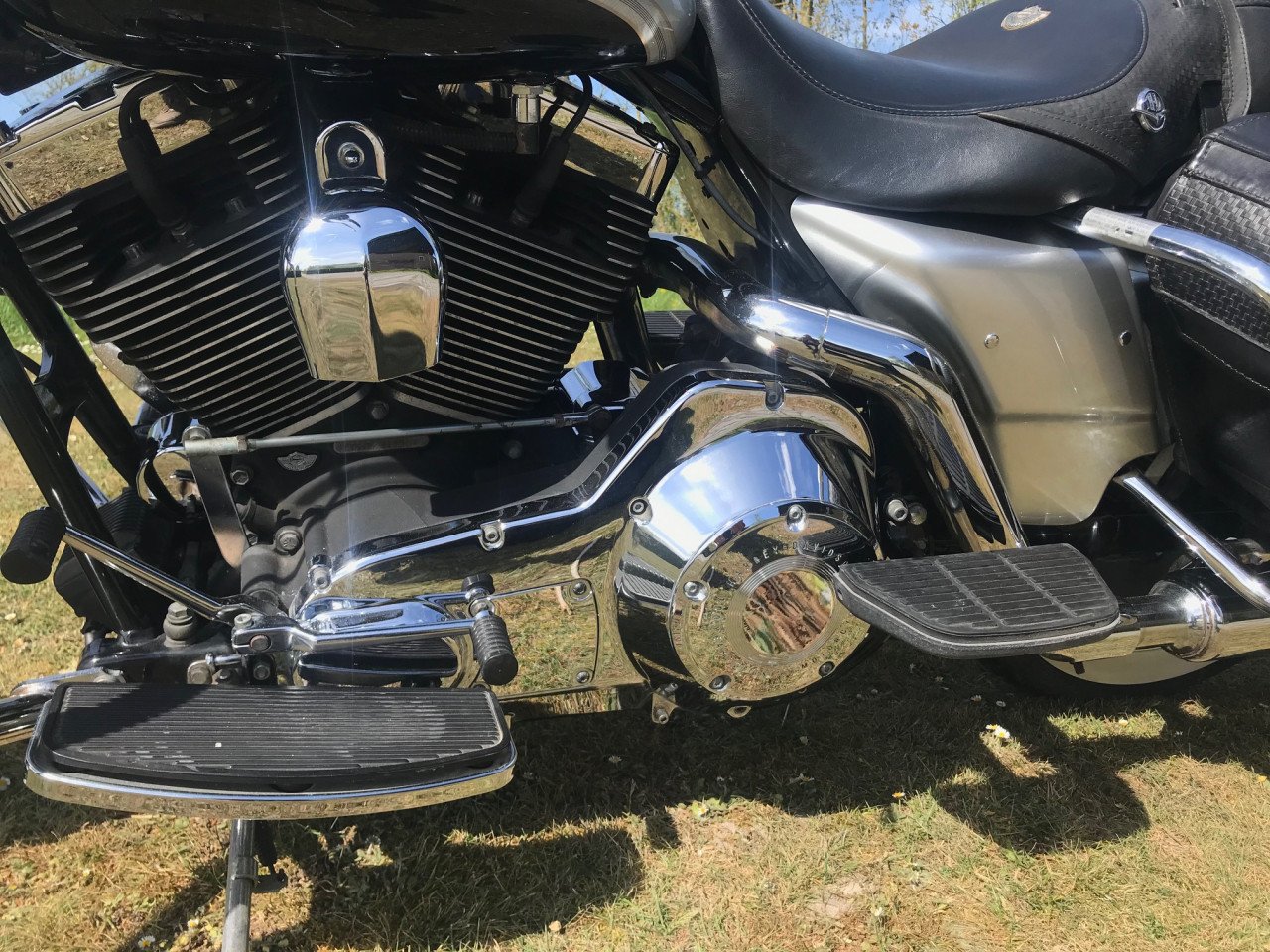 Harley Davidson FLHRCI 2003 RoadKing Classic anniversary edition