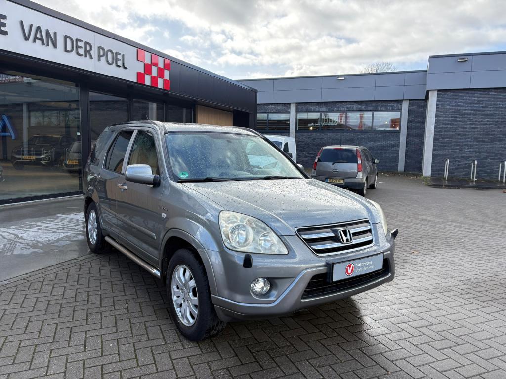 Honda CR-V 2.0i executive