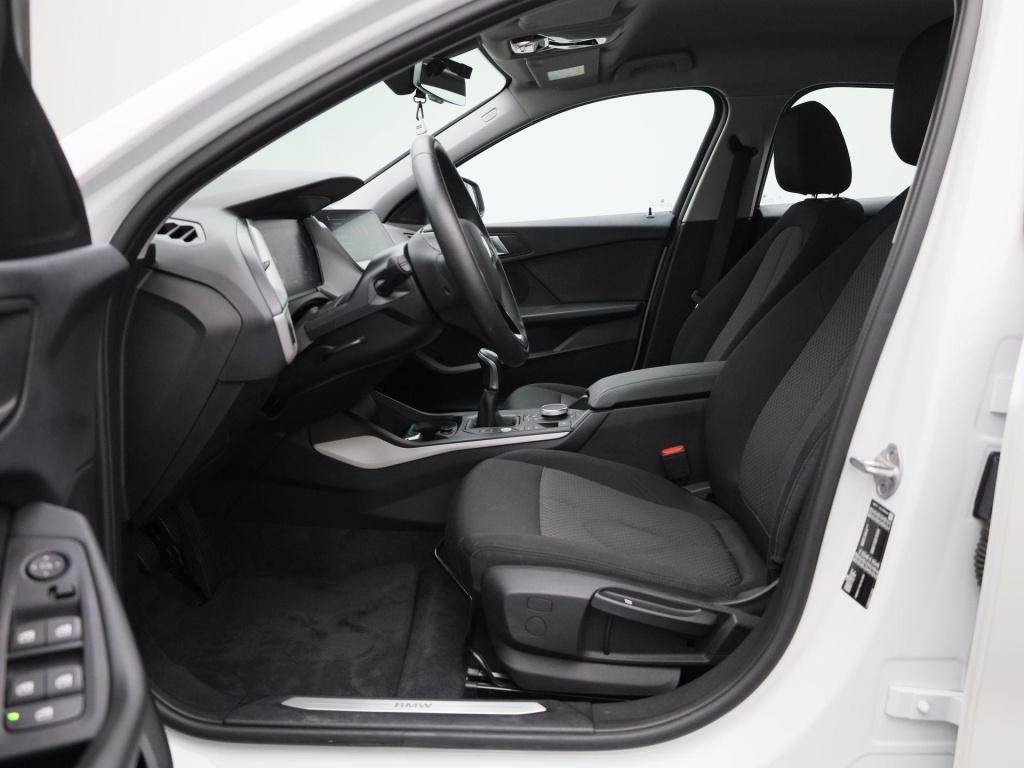 BMW 1 Serie 118i executive | navigatie | climate control | parkeer sensoren