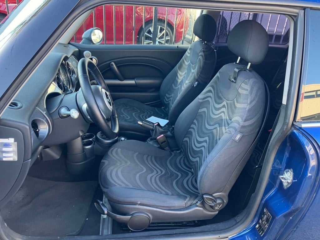 Mini Cooper 1.6