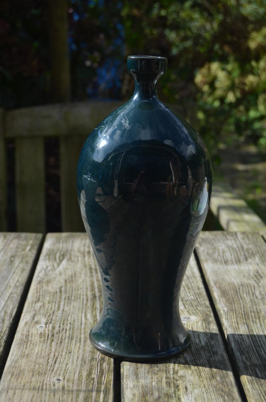 Mooie blauw/groene keramieke fles/vaas