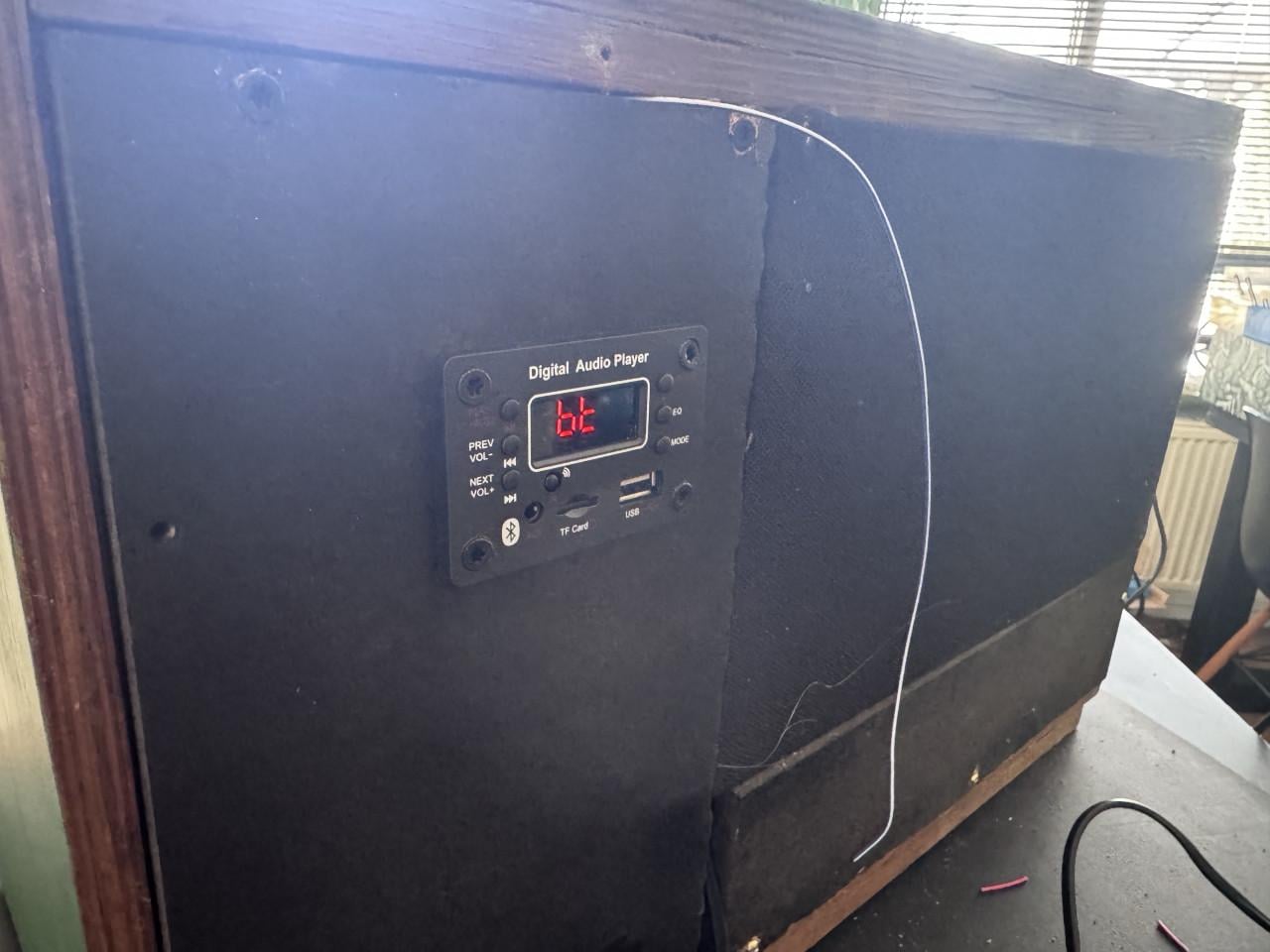 Oude radio 1940 Modern gemaakt