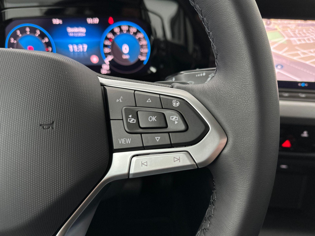 Volkswagen Golf variant 1.5 etsi life business dsg7 130pk