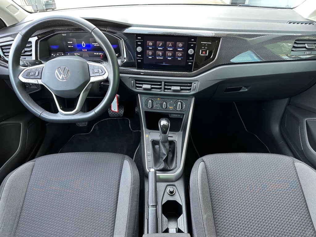 Volkswagen Polo 1.0 tsi dsg life | dode hoek | carplay | 17 inch velgen | r