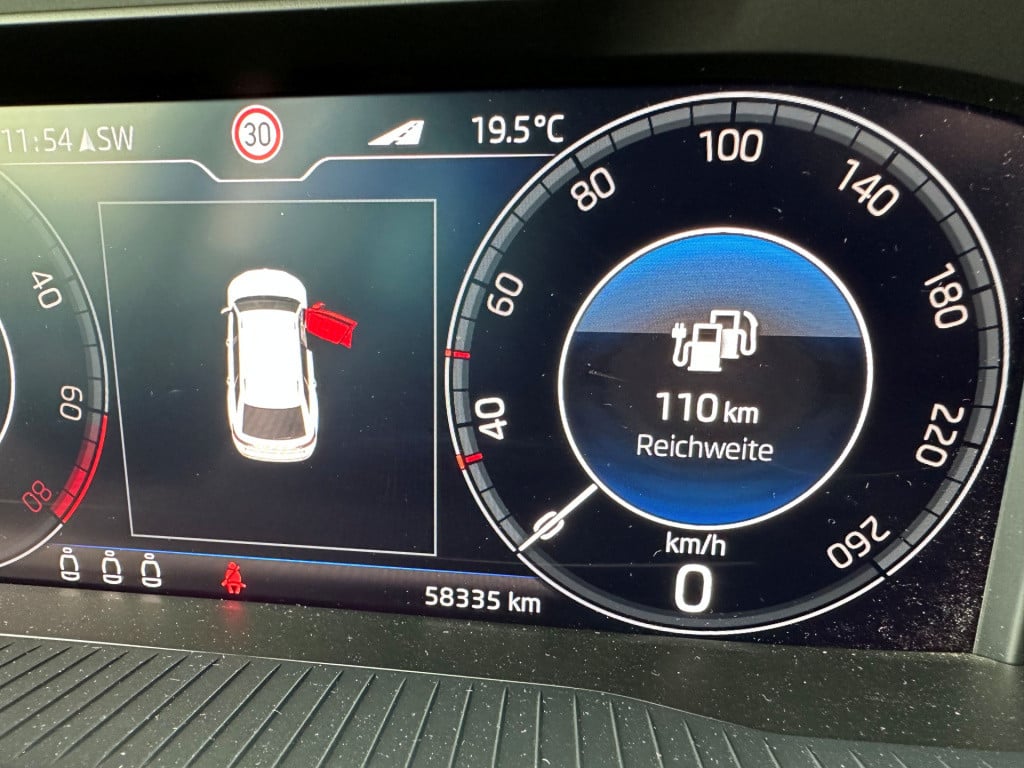 Skoda Superb combi 1.4 tsi iv 218pk laurin & klement | pano dak | trekhaak