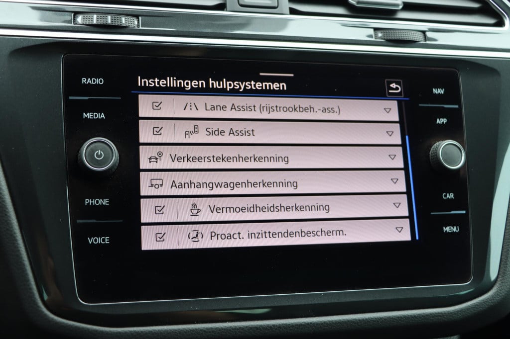 Volkswagen Tiguan 1.4 tsi ehybrid r-line business+ 245pk dsg6