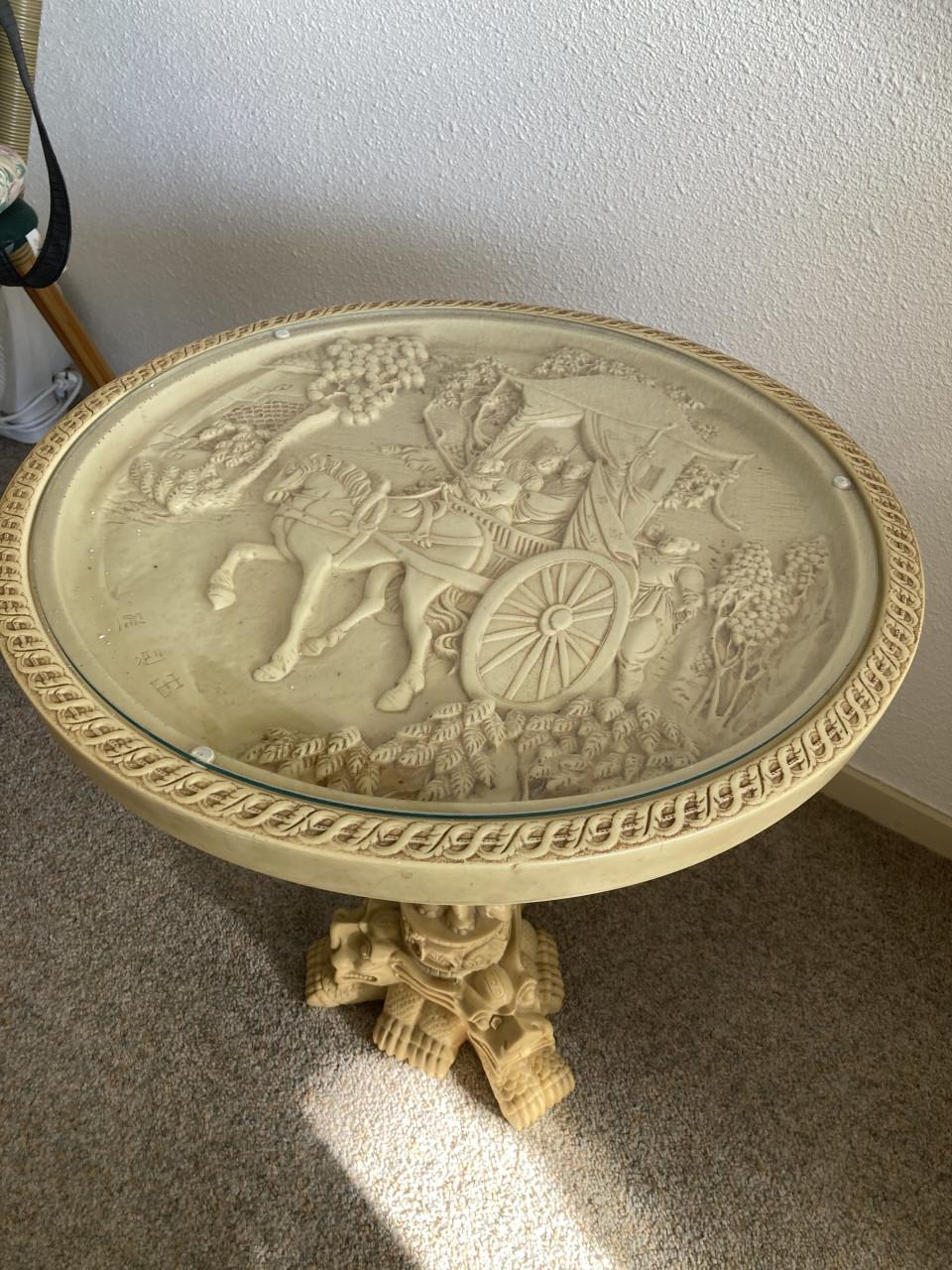 Decoratieve bijzettafel