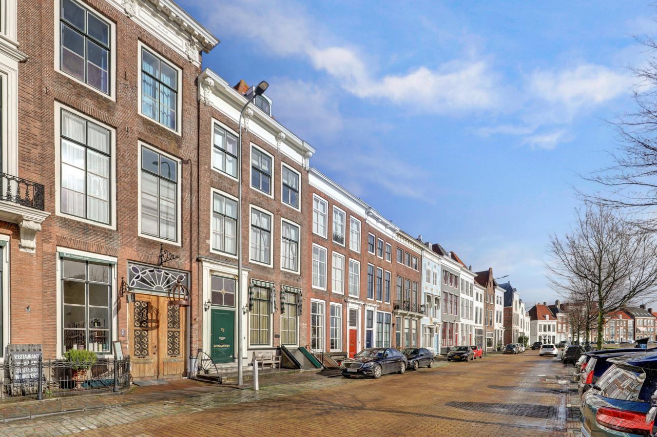 Te koop: monumentaal zolderappartement in centrum Middelburg