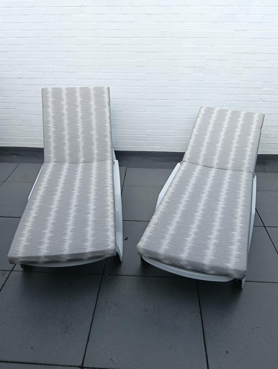 Kunststof ligbedden incl.kussens