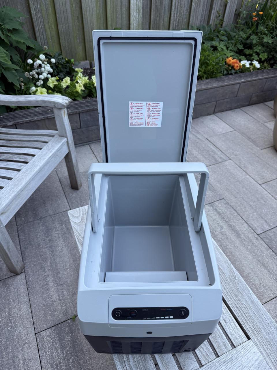 KOELBOX 12/220 VOLT