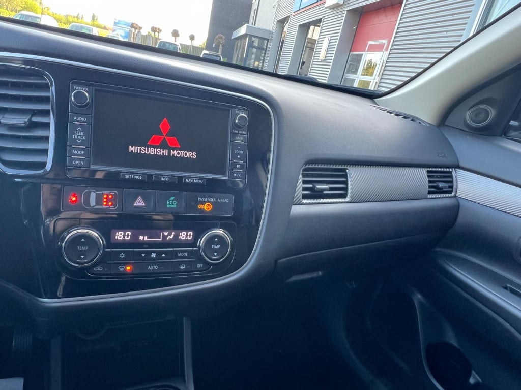 Mitsubishi Outlander 2.0 business edition 7 persoons
