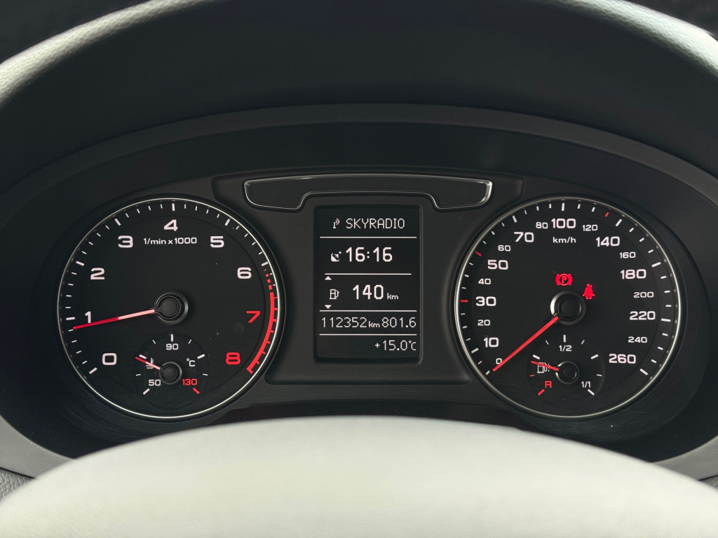 Audi Q3 1.4 tfsi cod design pro line plus