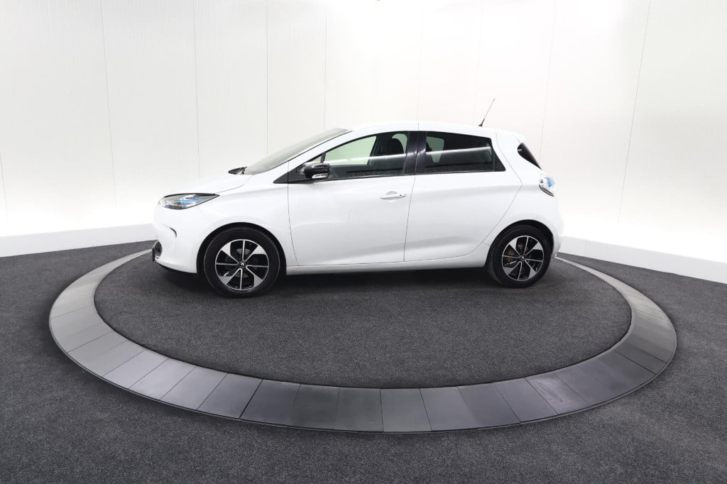 Renault Zoe q90 intens quickcharge 41 kwh | huuraccu | parkeersensoren | na