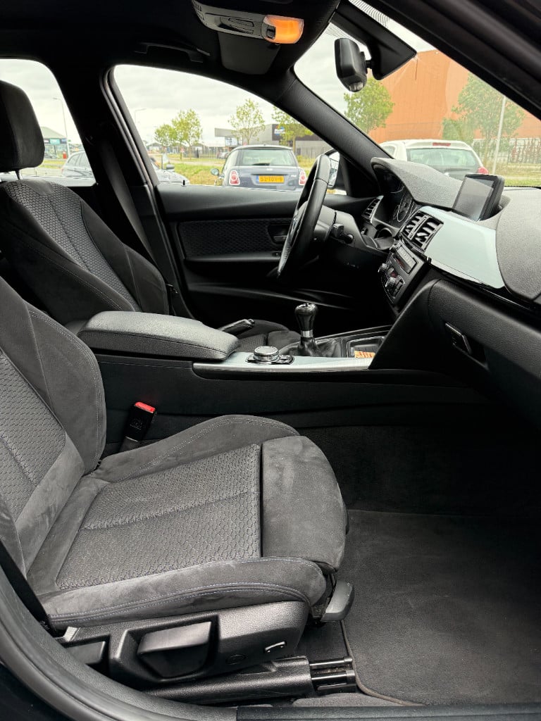 BMW 3-serie 316i - touring - m sport edition - origineel nl - nap -