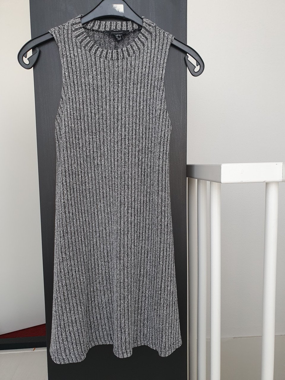 Te koop kleding maat 38-40 tussen 5 en 15 euro