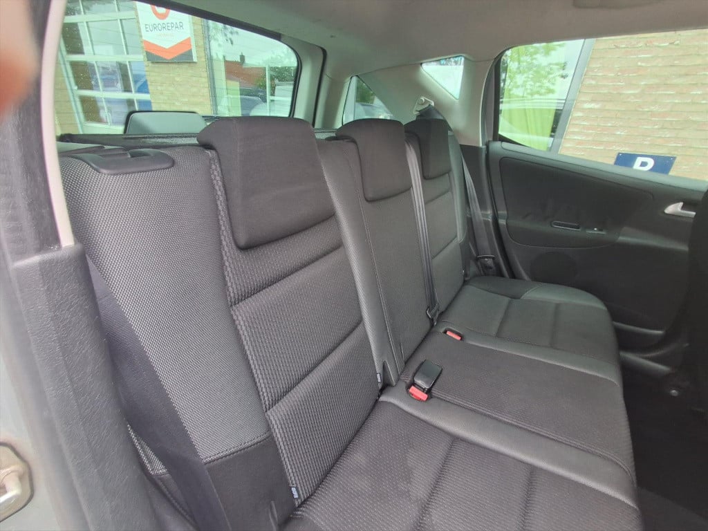 Peugeot 207 sportium 1.6 vti 120pk trekhaak | cruise control | airco | blue