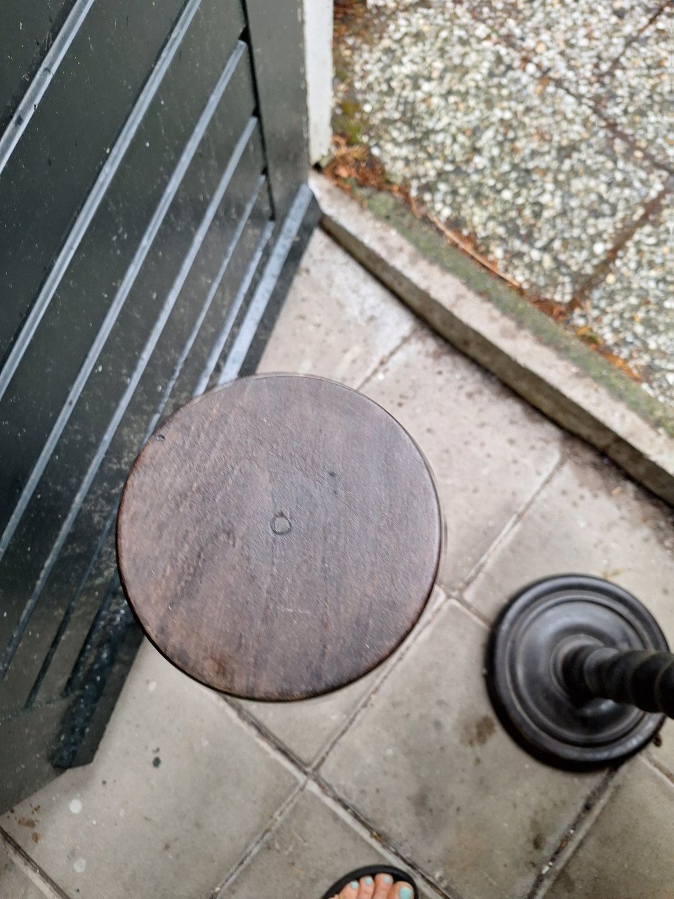 2 houten standaards
