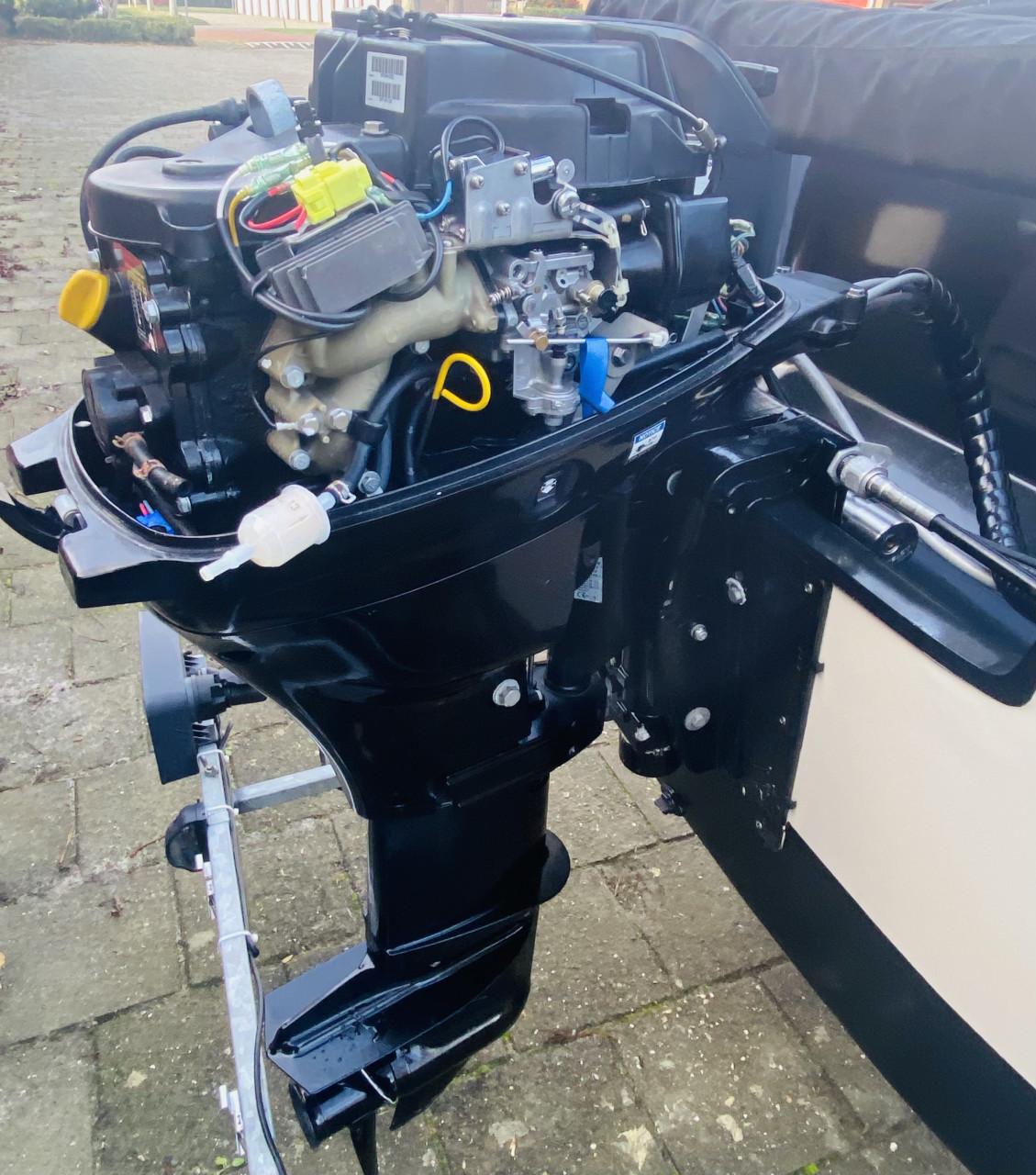 Admiral 470 XL sloep | 15 pk Mercury | Pega kanteltrailer |