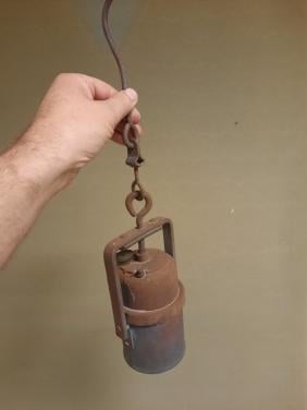 Antieke mijnlamp carbid lamp