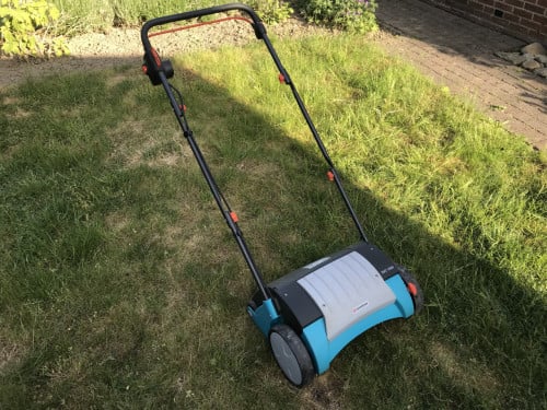 Te koop : Verticuteermachine