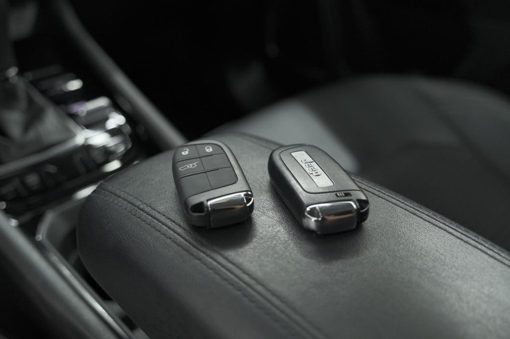 Jeep Compass 4xe 190 plug-in hybrid electric limited | elektrisch panoramad