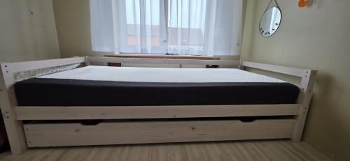 Bed met bedlade 90x200 incl matrassen, whitewash