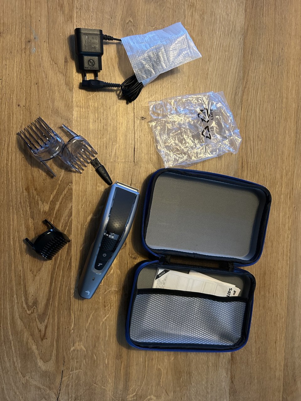 Nieuwe Philips 5000 tondeuse/scheerapparaat