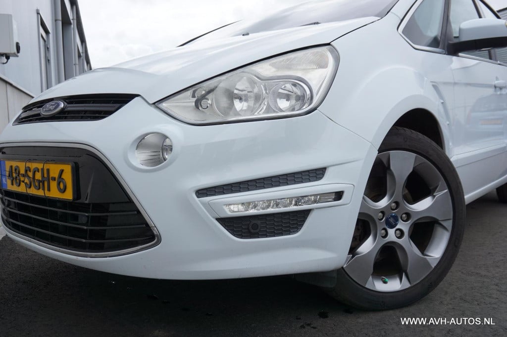 Ford S-Max 1.6 ecoboost titanium 7 persoons!!