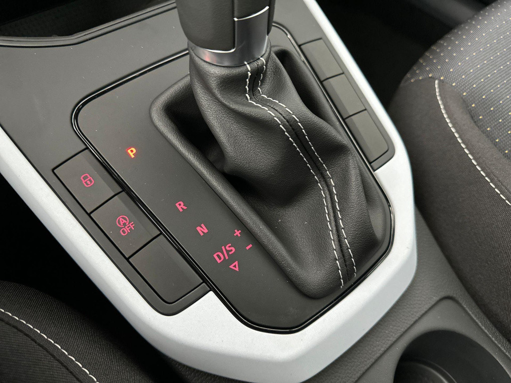 Seat Arona style business connect 1.0 85 kw / 115 pk ecotsi s
