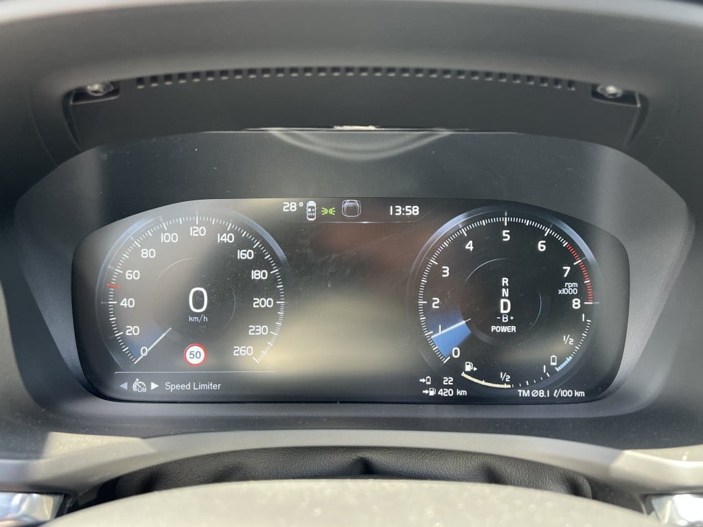 Volvo V60 t6 398pk recharge r-design| panodak| adap.cruise| trekhaak| awd|