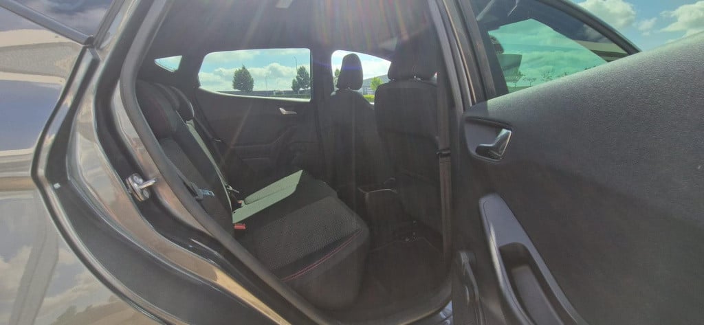 Ford Fiesta 1.0 ecoboost st-line | navi | carplay | cruise control | parkee