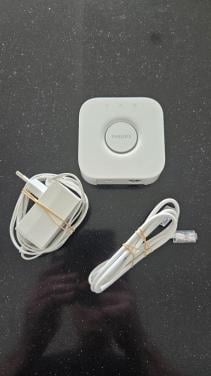 Philips Hue bridge