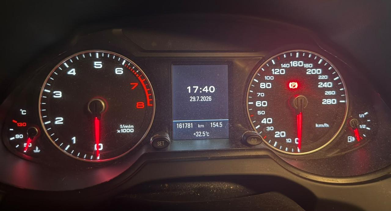 Audi Quattro Q5  2.0.  TFSI S line te koop.