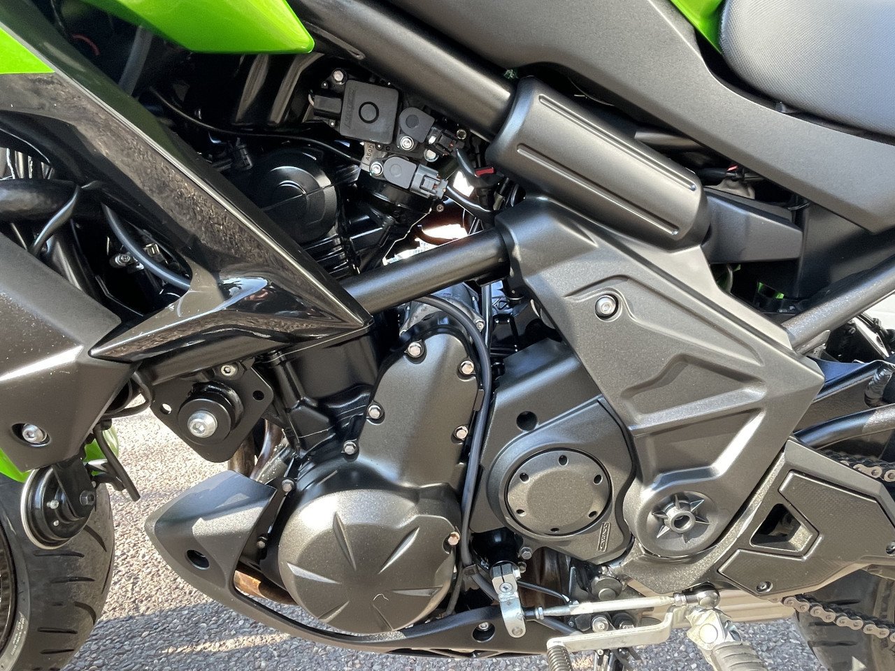 KAWASAKI VERSYS 650 12.200 KM