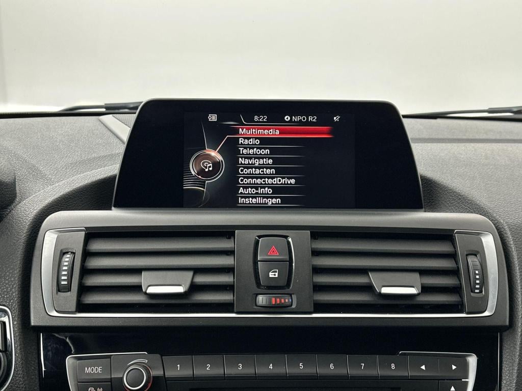 BMW 1 Serie 118i aut. 5drs. m-sport | led koplampen | 18'' velgen | navi | 