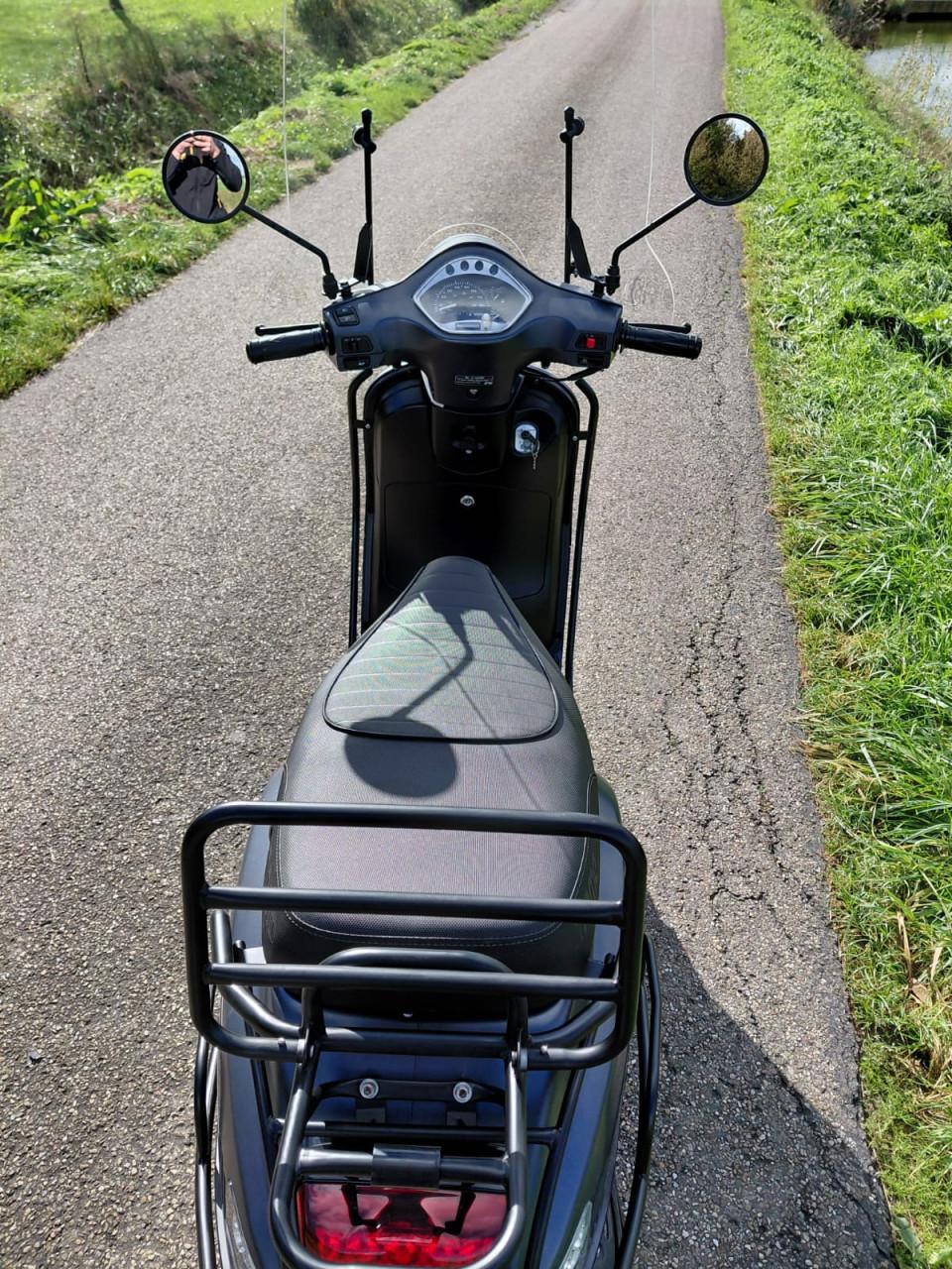 Momo Morino bromscooter 2021