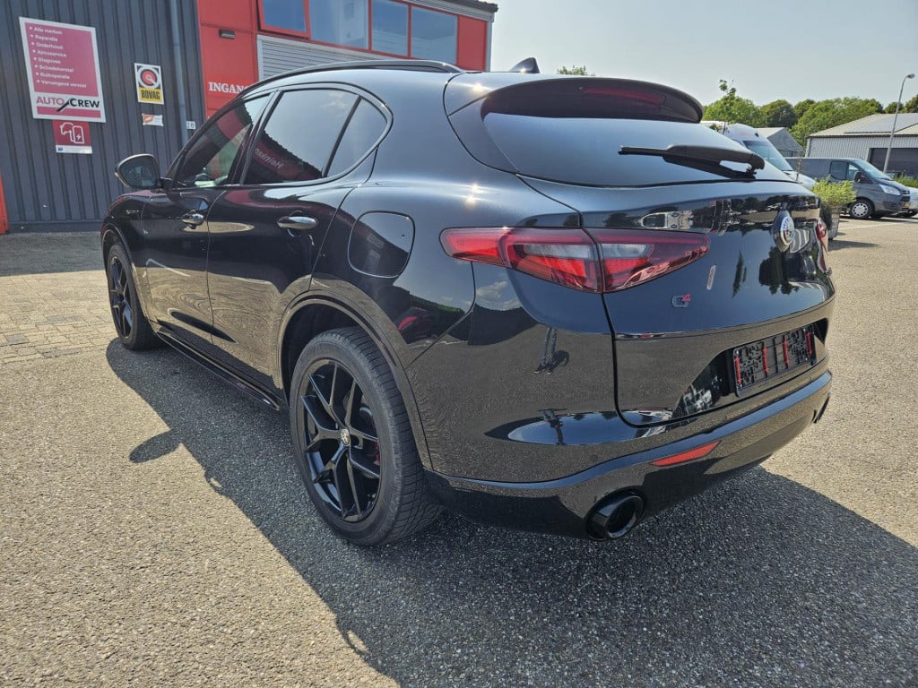 Alfa Romeo Stelvio 2.0 t awd 280pk veloce q4