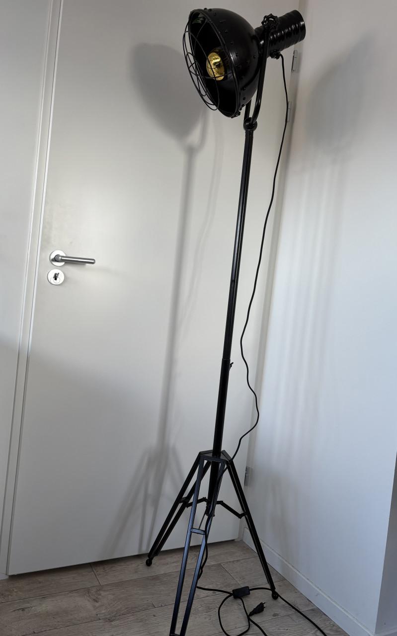 Staande lamp industrieel
